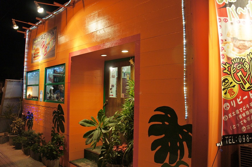 [추천][오키나와여행] 오키나와의 숨은 수제햄버거 맛집《Burger Shop H&S》﻿