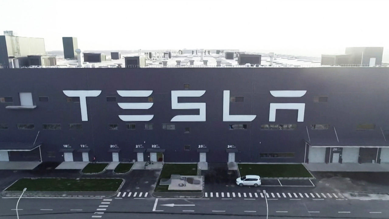 인도와 테슬라(Tesla)의 전기자동차(EV) 제조 공장 계약 체결 막바지 인도와 테슬라(Tesla)의 전기자동차(EV) 제조 공장 계약 체결 막바지