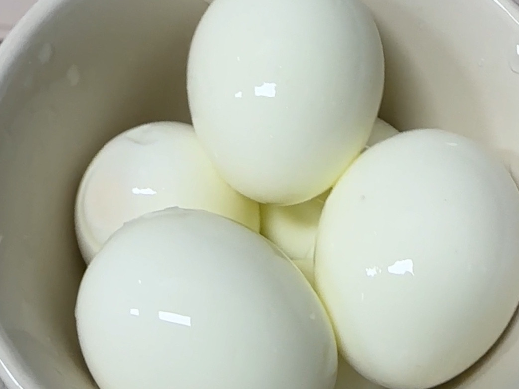 계란 삶을 때 이것 모르면 나만 손해에요! 계란 삶는 꿀팁 7 ywAAAAAAQABAAACAUwAOw==