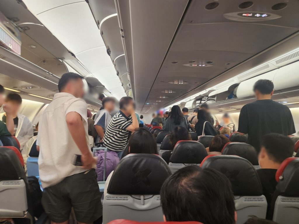 에어아시아 D7 506편 김포공항 긴급 착륙 사건의 전말 2 예상치 못한 착륙, 그 순간 무슨 일이?