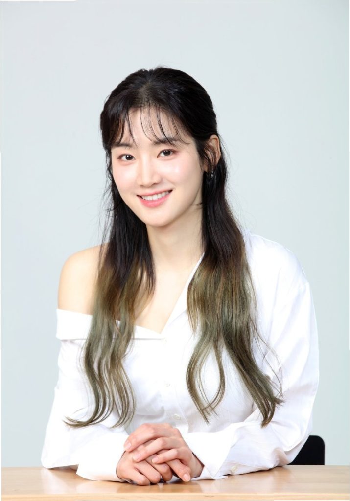 박주현 열애설 솔직한 고백과 연극 무대에서의 재도약