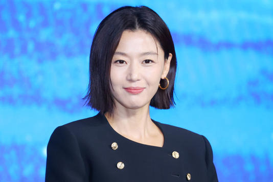 전지현 북극성 대사 중국 반응, 불매운동 한다고? 2 논란의 중심: ‘북극성’ 장면 해석