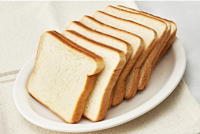 브리오슈 뜻과 일반 식빵 차이점, 고급 디저트로 활용되는 이유