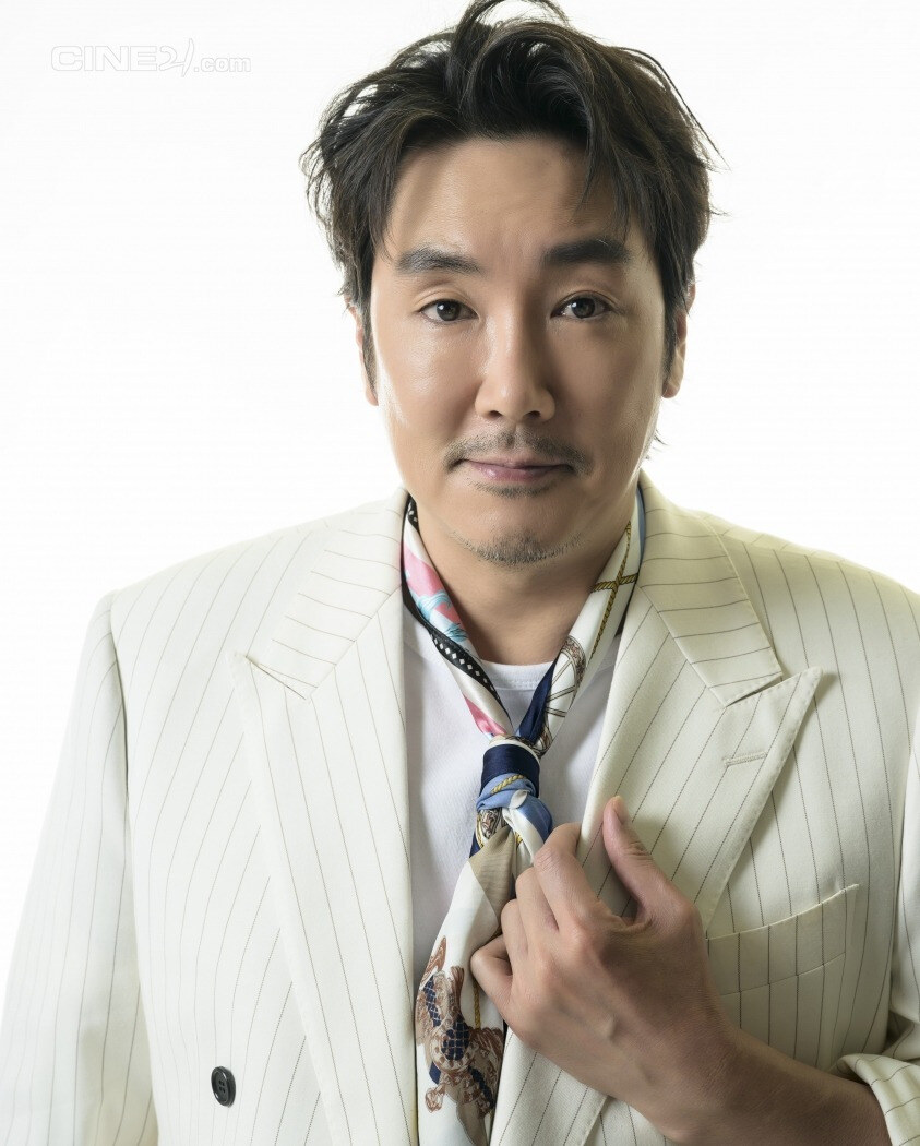 조진웅 은퇴 논란 폭로부터 파장까지 조진웅 은퇴 논란 폭로부터 파장까지