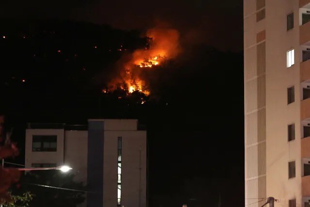 서울 수락산 산불 완진 새벽의 불길, 6시간의 사투 전말