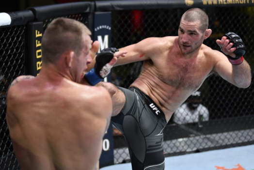 UFC 328 경기일정 총정리, 치마예프 vs 스트릭랜드·조슈아 반 vs 타이라 중계시간까지