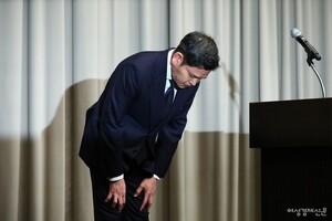 "환불 조건 없앴다"···충전금 전액 환불 한시 허용한 스타벅스