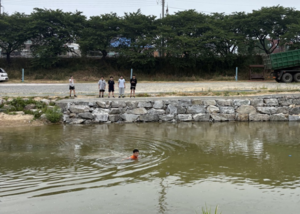 [속보]충남 서산 해미천서 여중생 2명 빠져…1명 사망