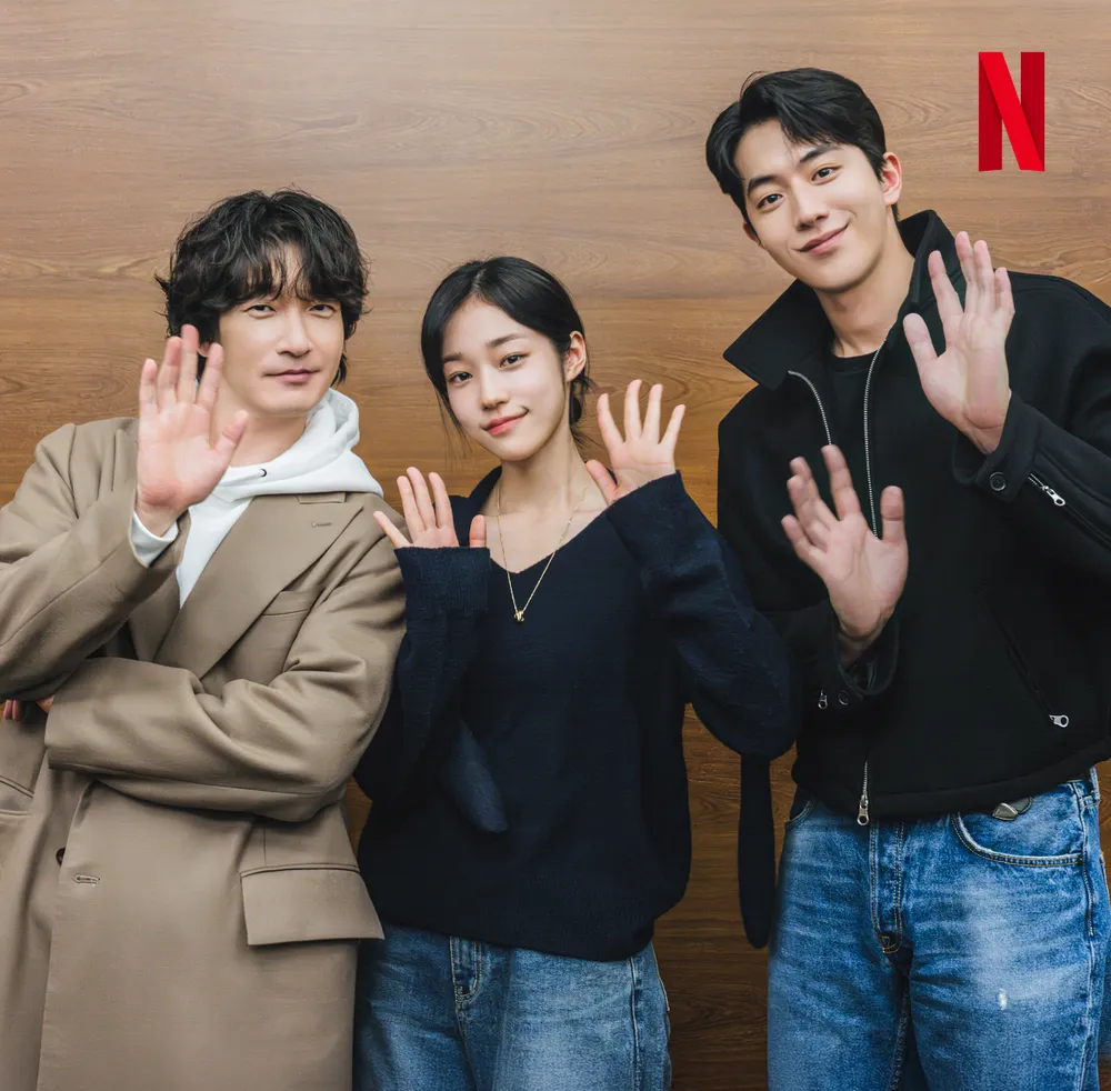 1. 작품 전개와 배경 설정