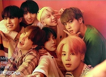 네이버 "BTS 웹툰' 만들겠다"...카카오웹툰 맞서 글로벌 팬덤 공략 3 ywAAAAAAQABAAACAUwAOw==
