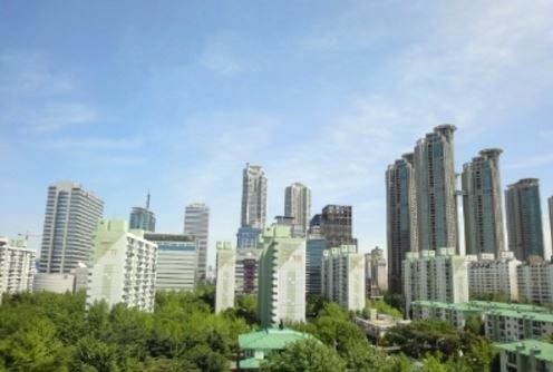 1주택 세부담 완화·다주택은 중과 추진..소급적용도 검토 3 ywAAAAAAQABAAACAUwAOw==