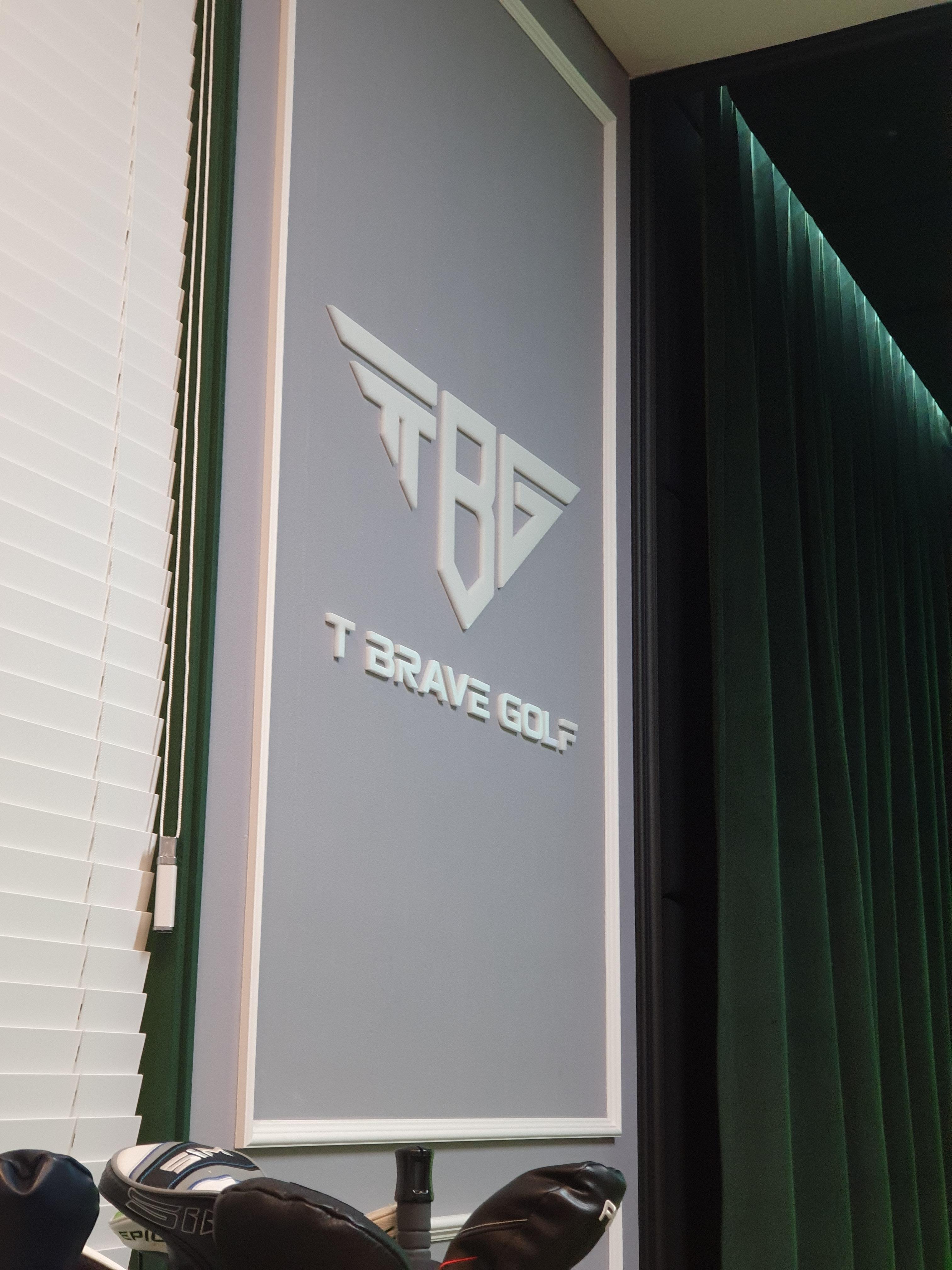티브레이브골프스튜디오 트랙맨 골프레슨 10 ywAAAAAAQABAAACAUwAOw==