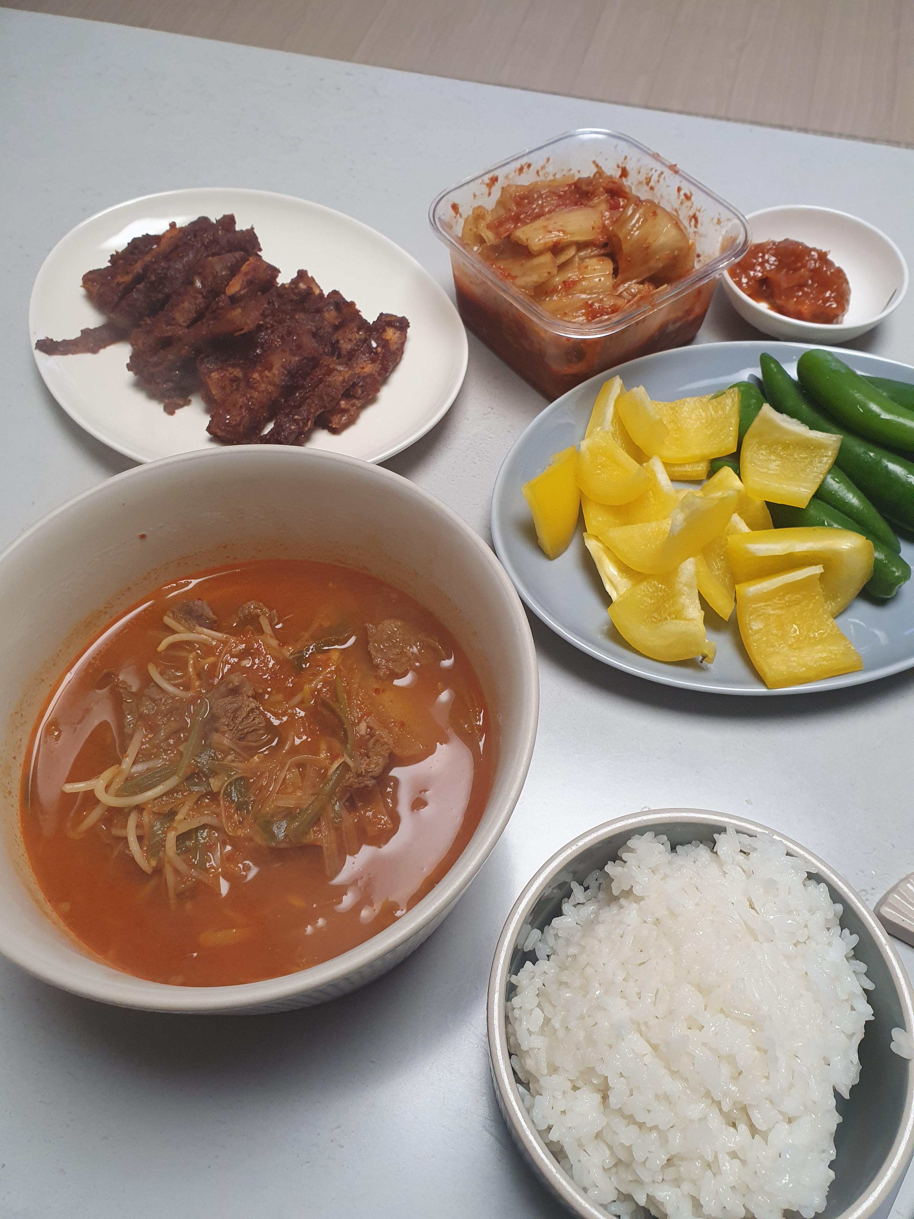 맛있는 경상도식 소고기뭇국 황금레시피 11 ywAAAAAAQABAAACAUwAOw==