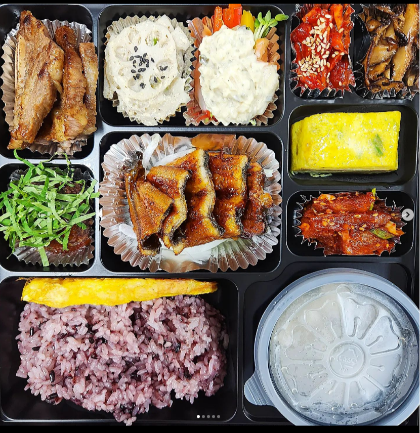 모임 행사용 고품격 고급도시락 / 한정식 예다움 프리미엄 도시락 3 ywAAAAAAQABAAACAUwAOw==