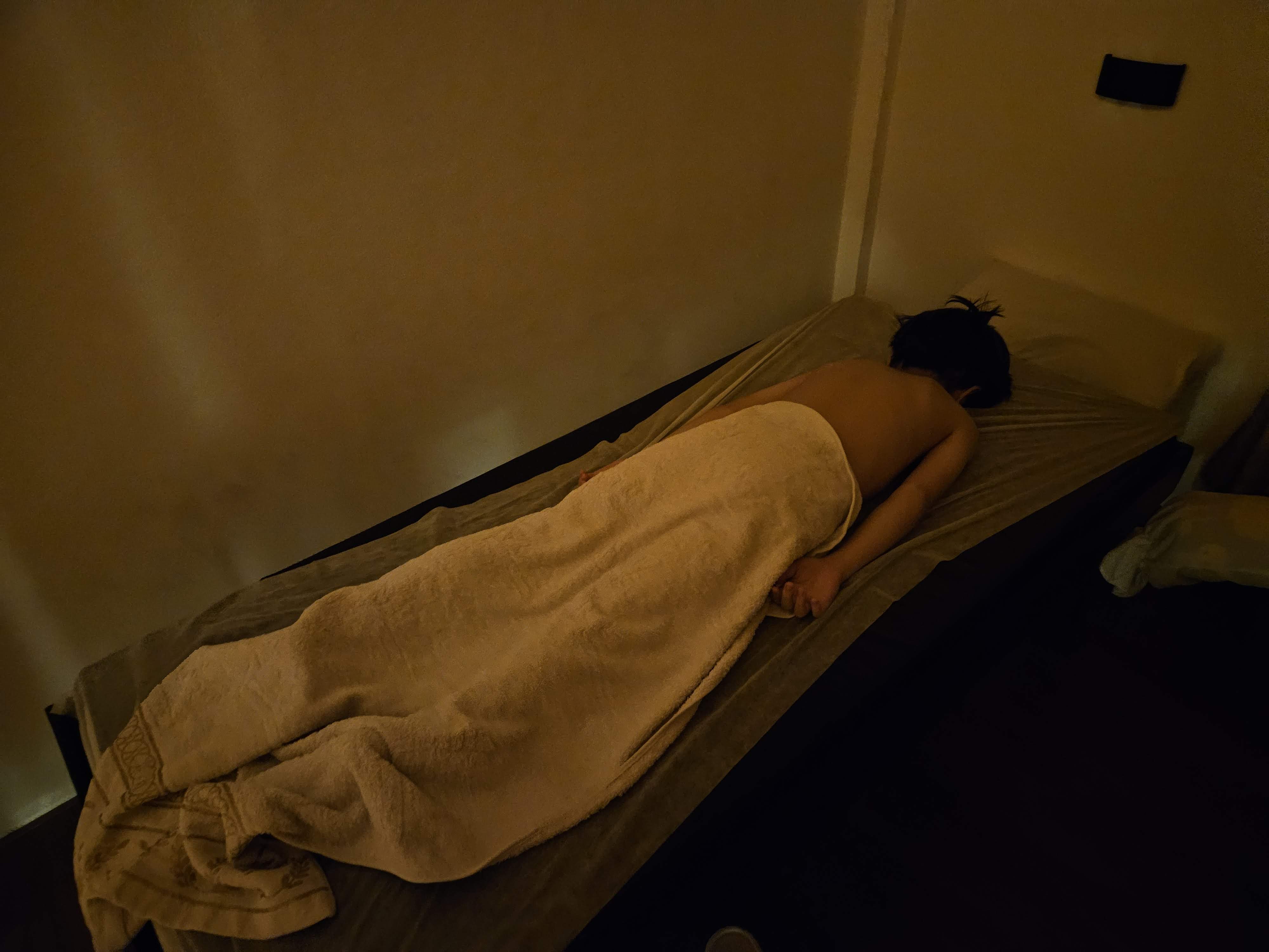 필리핀 보홀 알로나비치 현지 로컬 마사지샵 너바나 가격 추천 후기 12 ywAAAAAAQABAAACAUwAOw==
